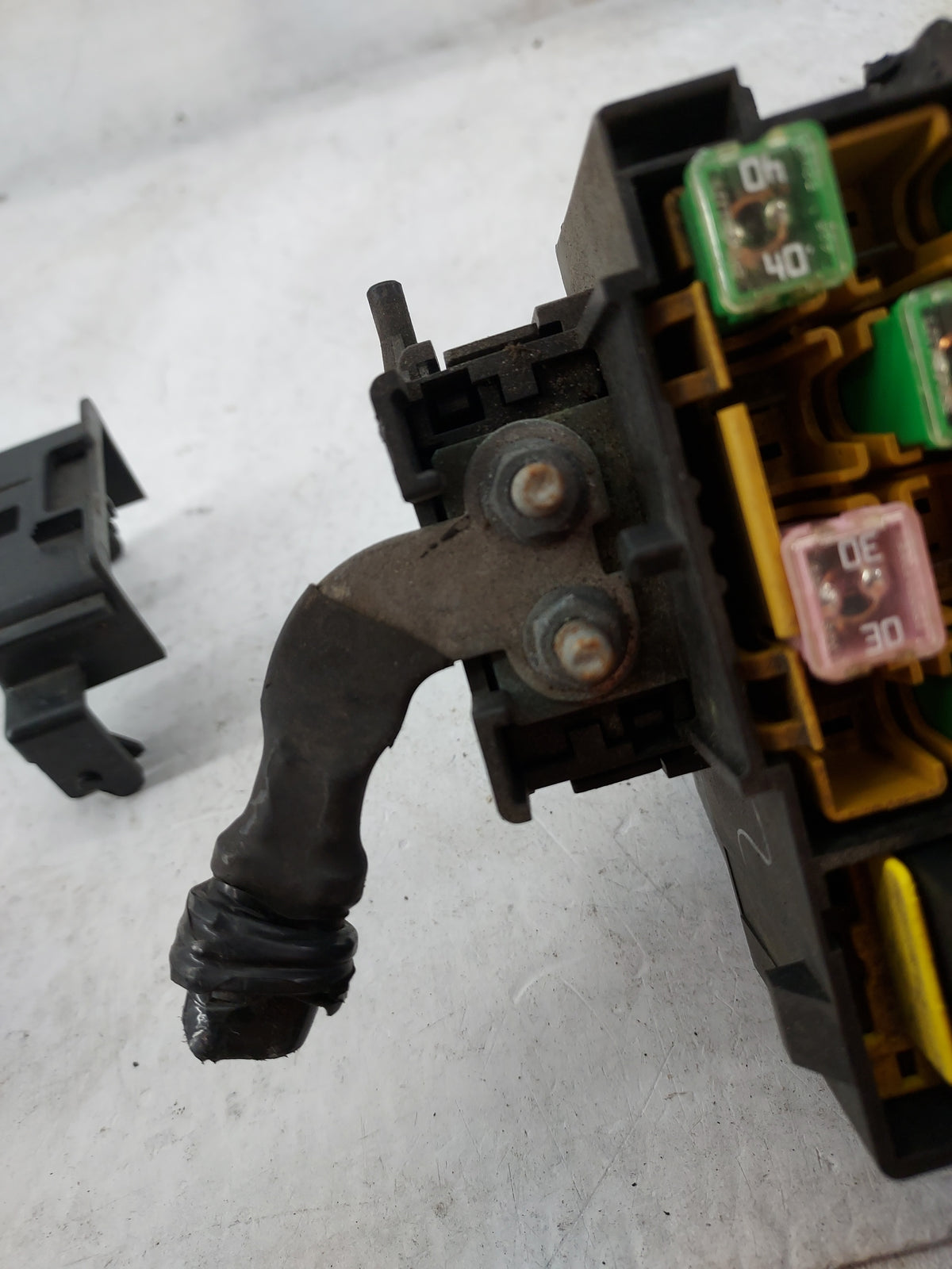 2004-2006 Ford Ranger Fusebox Fuse Box Panel Relay Module P/N:4F1T-14B192-BA 4F1T-14B192-AA Fits Fits 2004 2005 2006 OEM Use