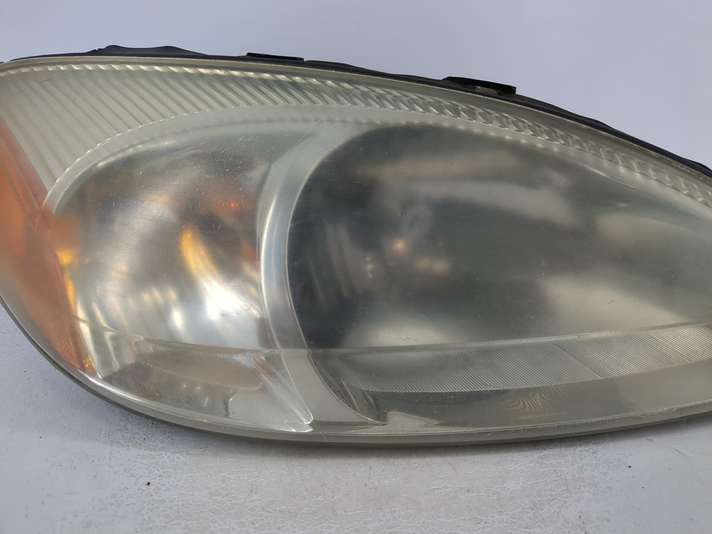 2000-2007 Ford Taurus Passenger Right Oem Head Light Headlight Lamp - Oemusedautoparts1.com