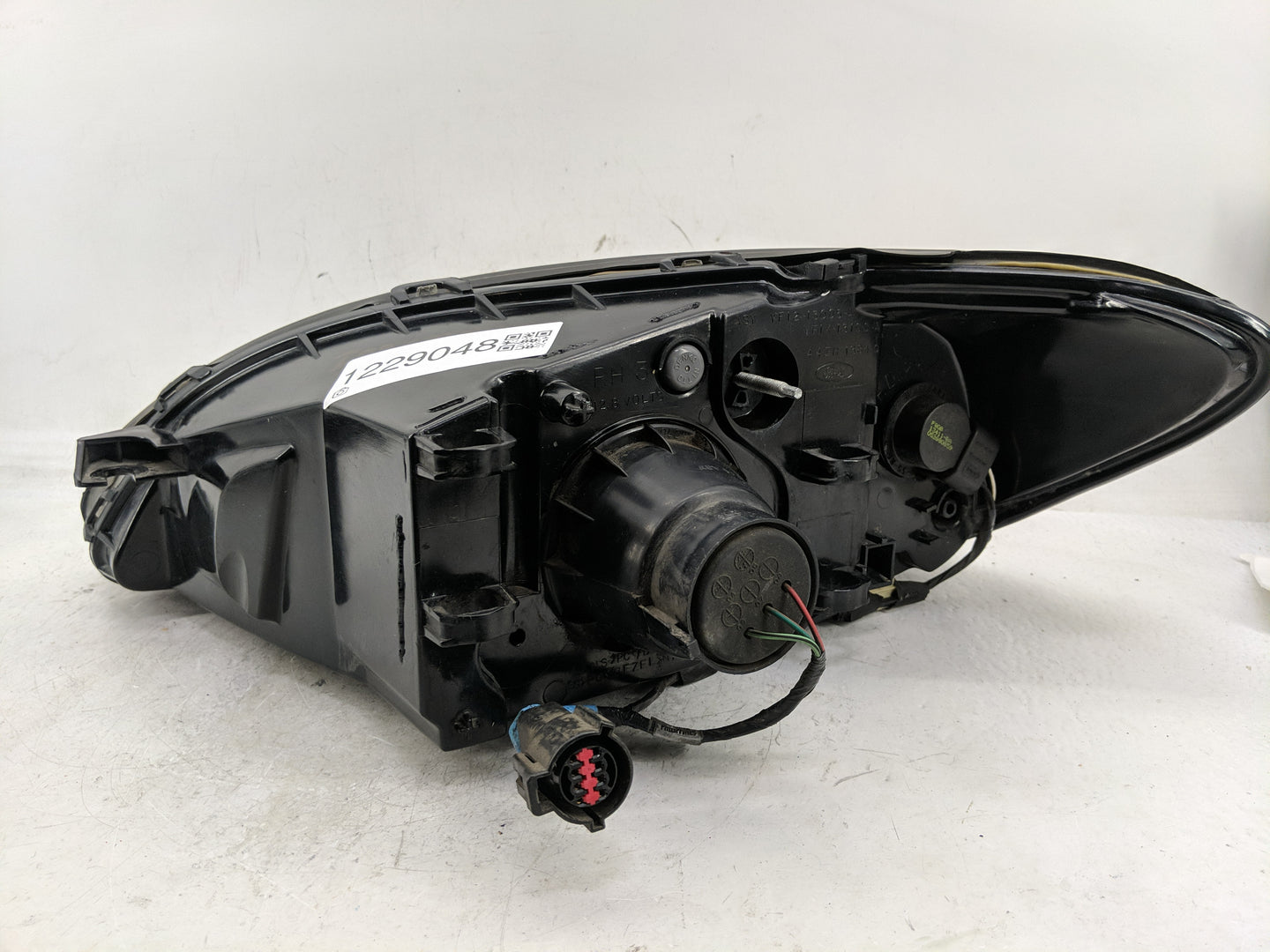 2006 Ford Taurus Passenger Right Oem Head Light Headlight Lamp - Oemusedautoparts1.com