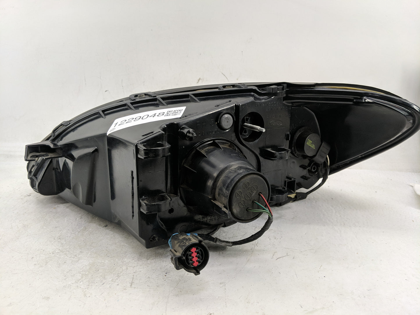 2006 Ford Taurus Passenger Right Oem Head Light Headlight Lamp - Oemusedautoparts1.com