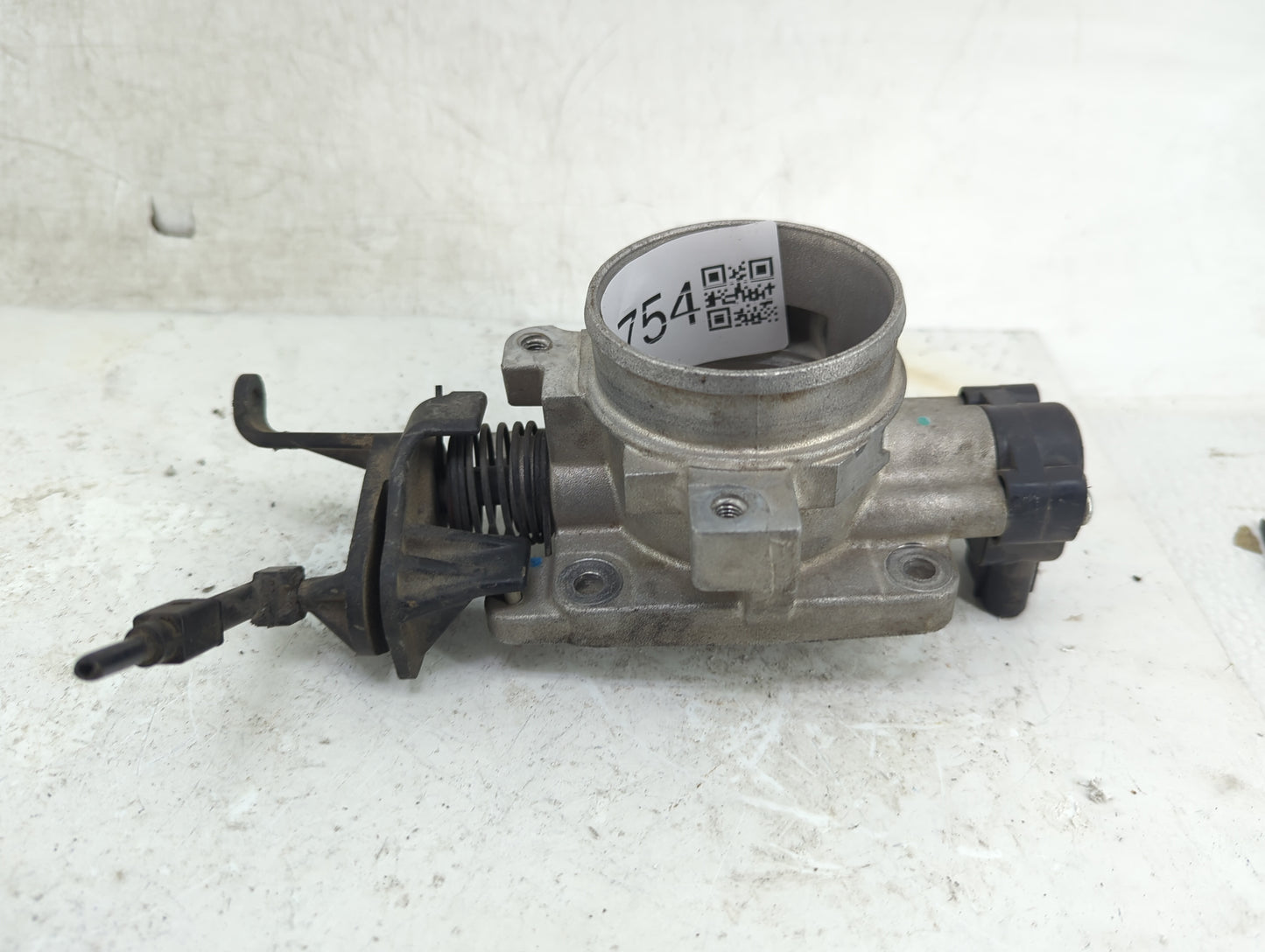 2000-2007 Ford Taurus Throttle Body Fits Fits 2000 2001 2002 2003 2004 2005 2006 2007 OEM Used Auto Parts - Oemusedautoparts