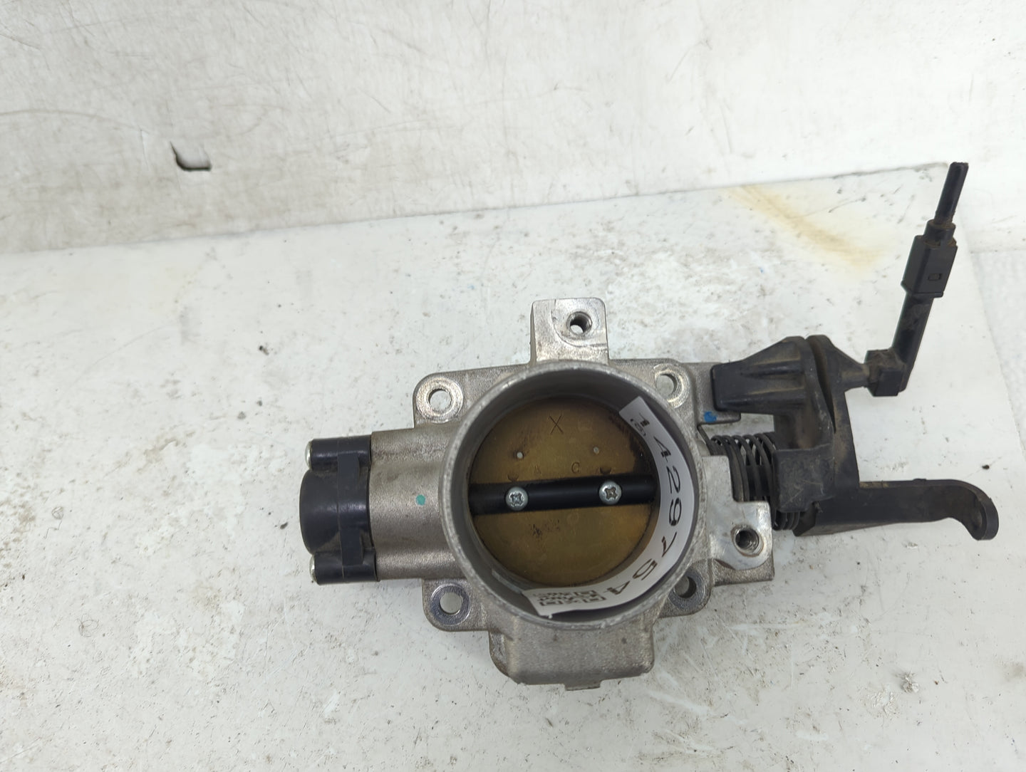 2000-2007 Ford Taurus Throttle Body Fits Fits 2000 2001 2002 2003 2004 2005 2006 2007 OEM Used Auto Parts - Oemusedautoparts