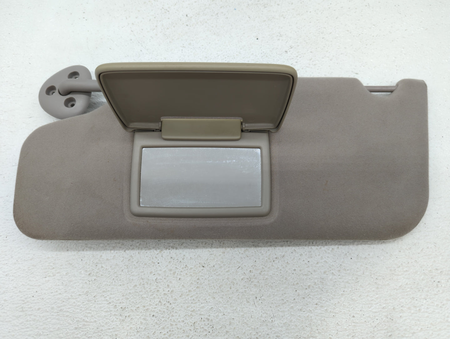2004-2007 Ford Taurus Sun Visor Shade Replacement Driver Left Mirror Fits Fits 2004 2005 2006 2007 OEM Used Auto Parts - Oem