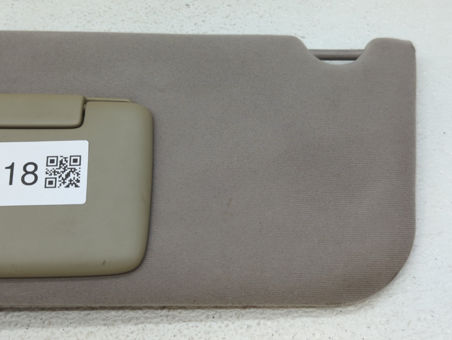 2004-2007 Ford Taurus Sun Visor Shade Replacement Driver Left Mirror Fits Fits 2004 2005 2006 2007 OEM Used Auto Parts - Oem