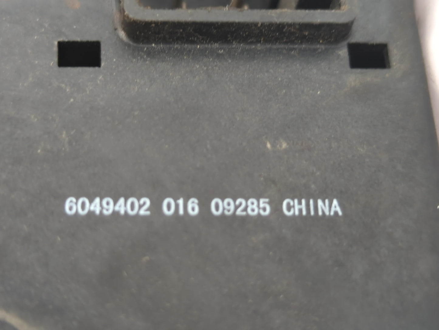 2000-2007 Ford Taurus Master Power Window Switch Replacement Driver Side Left P/N:TOV09 Fits OEM Used Auto Parts - Oemusedau