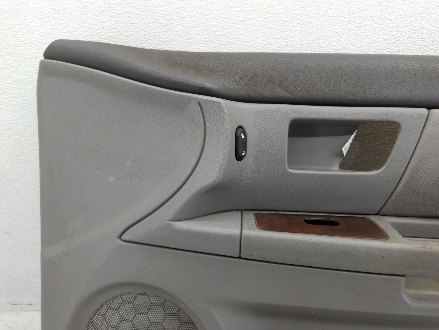 2006 Ford Taurus Front Right Passenger Interior Door Panel Trim Grey - Oemusedautoparts1.com