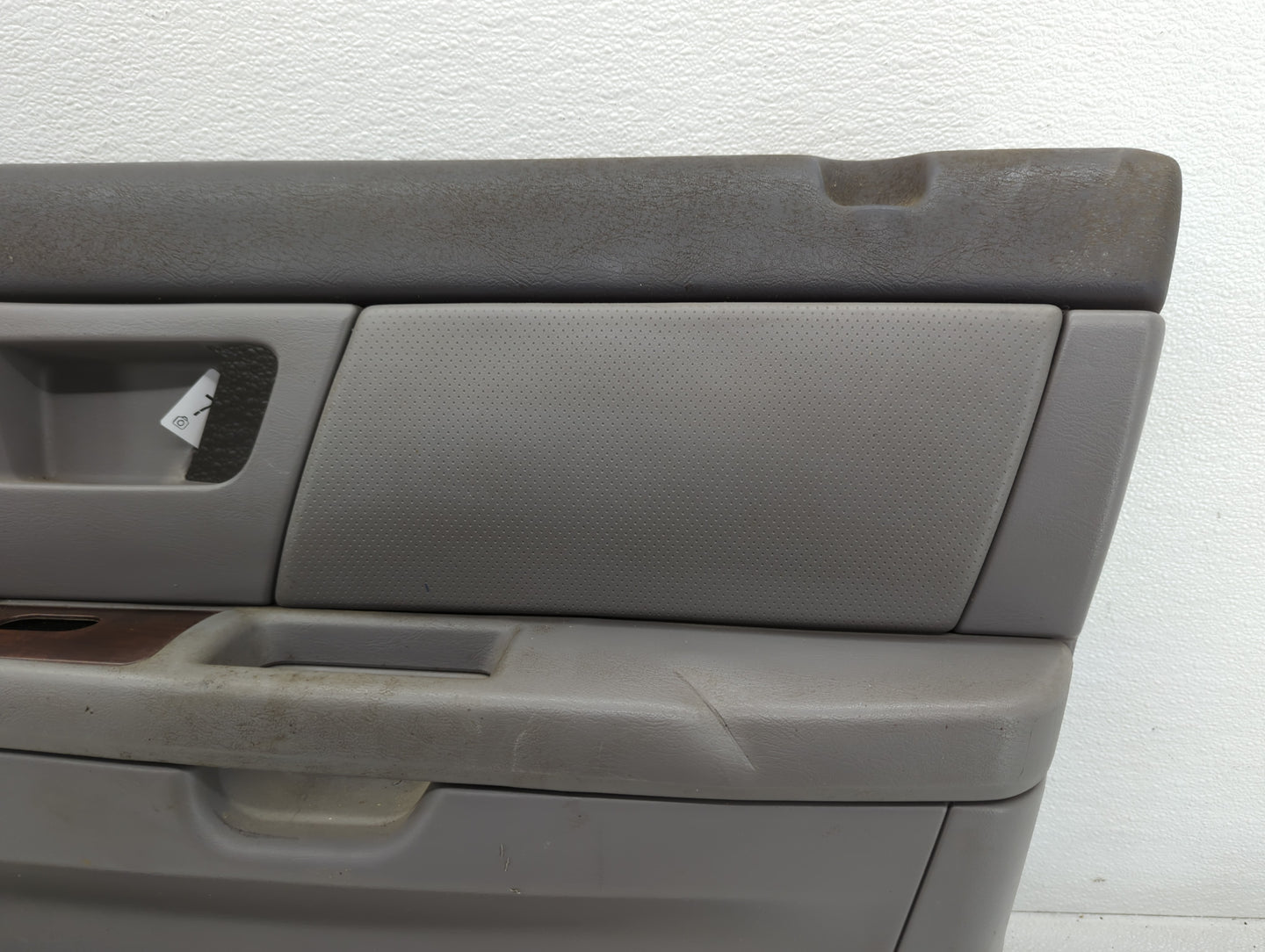 2006 Ford Taurus Front Right Passenger Interior Door Panel Trim Grey - Oemusedautoparts1.com