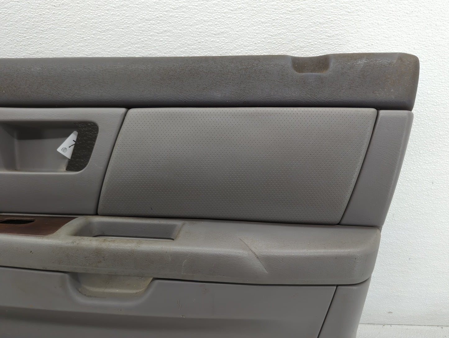2006 Ford Taurus Front Right Passenger Interior Door Panel Trim Grey - Oemusedautoparts1.com
