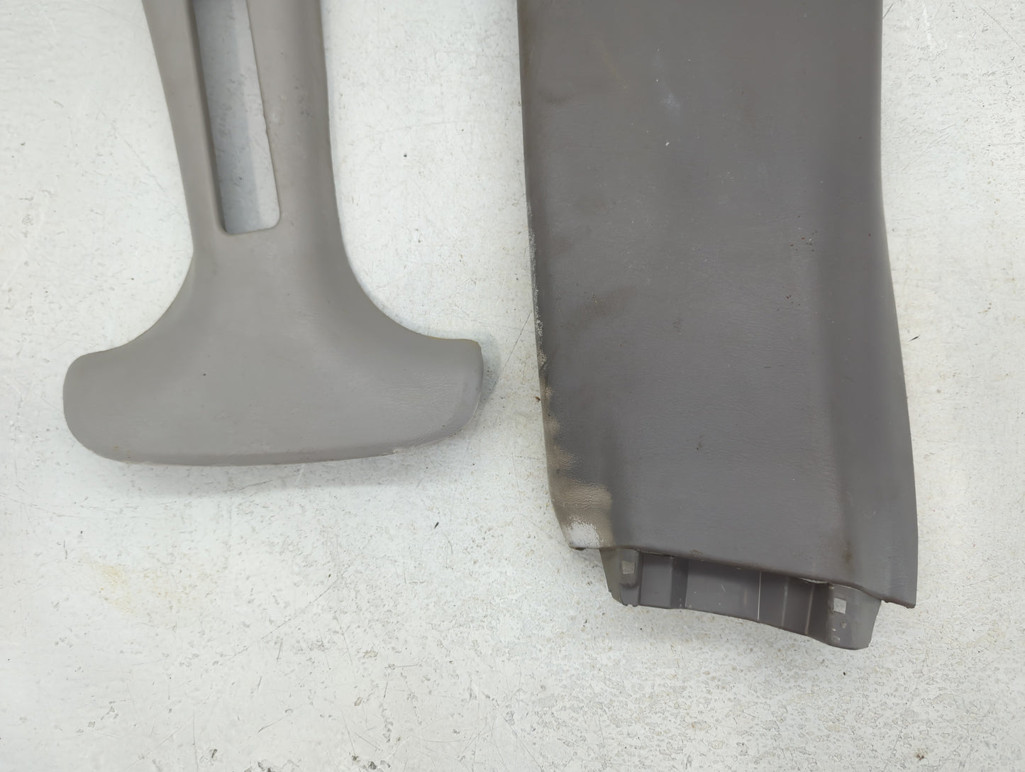 2000-2007 Ford Taurus Passenger Center Pillar Oem - Oemusedautoparts1.com