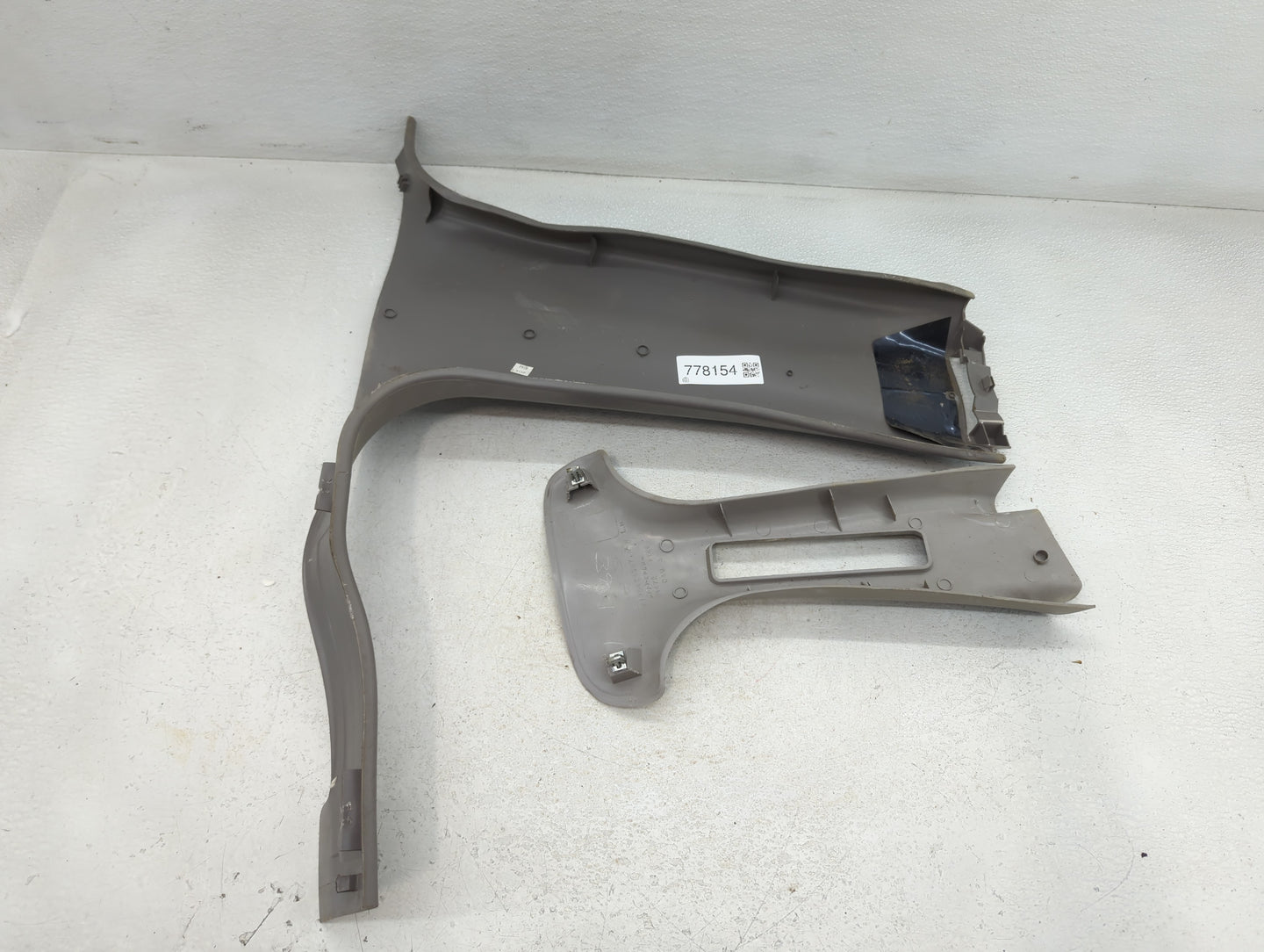 2000-2007 Ford Taurus Passenger Center Pillar Oem - Oemusedautoparts1.com