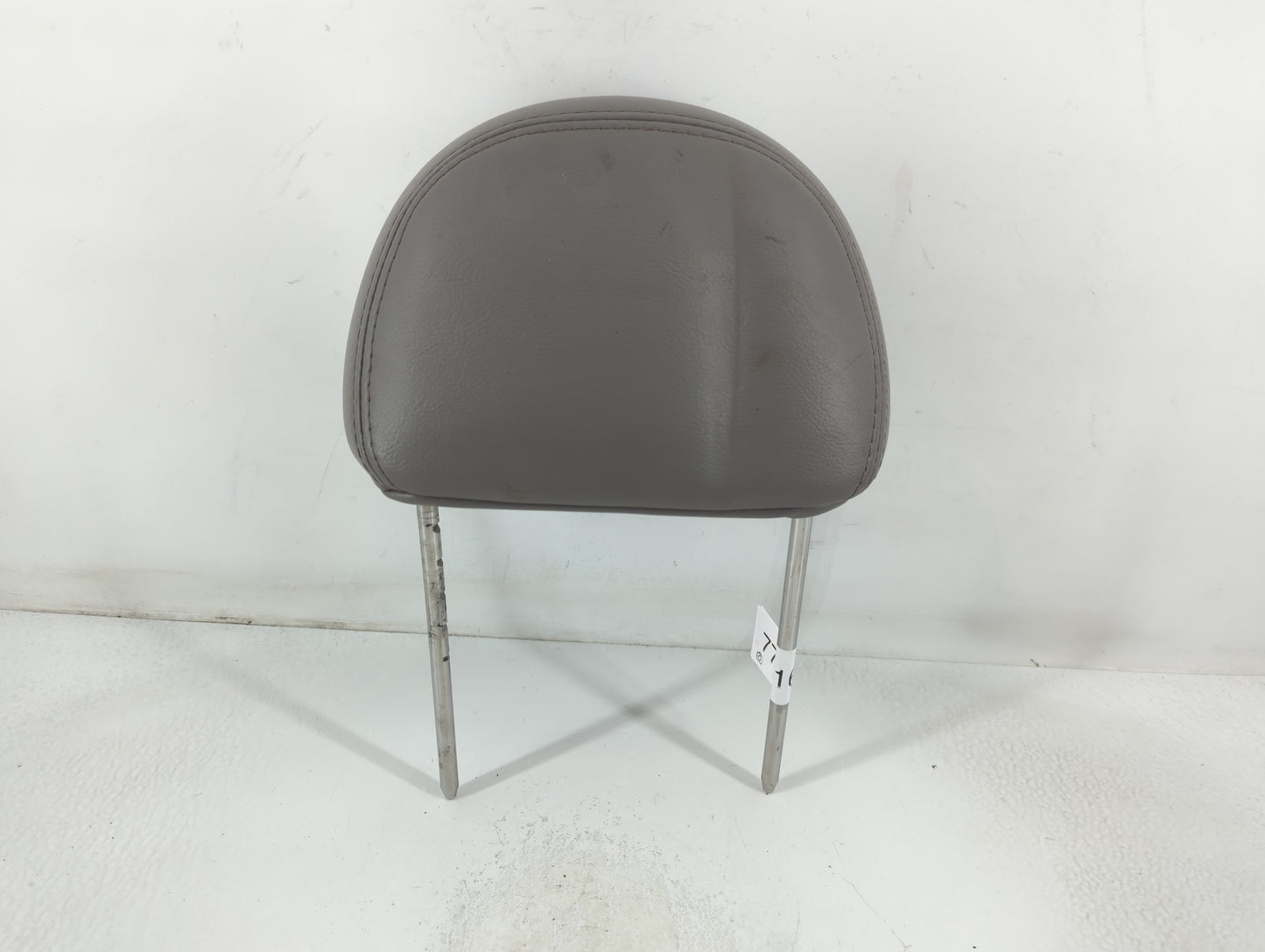 2004-2007 Ford Taurus Headrest Head Rest Front Driver Passenger Seat Fits Fits 2004 2005 2006 2007 OEM Used Auto Parts - Oem