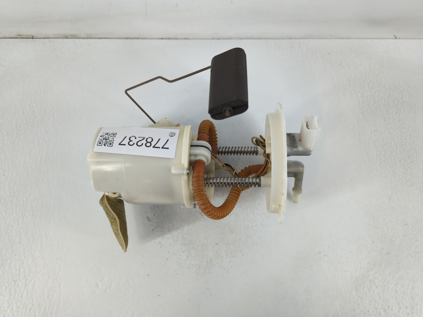 2004-2007 Ford Taurus Electrical Gas Fuel Pump Assembly - Oemusedautoparts1.com