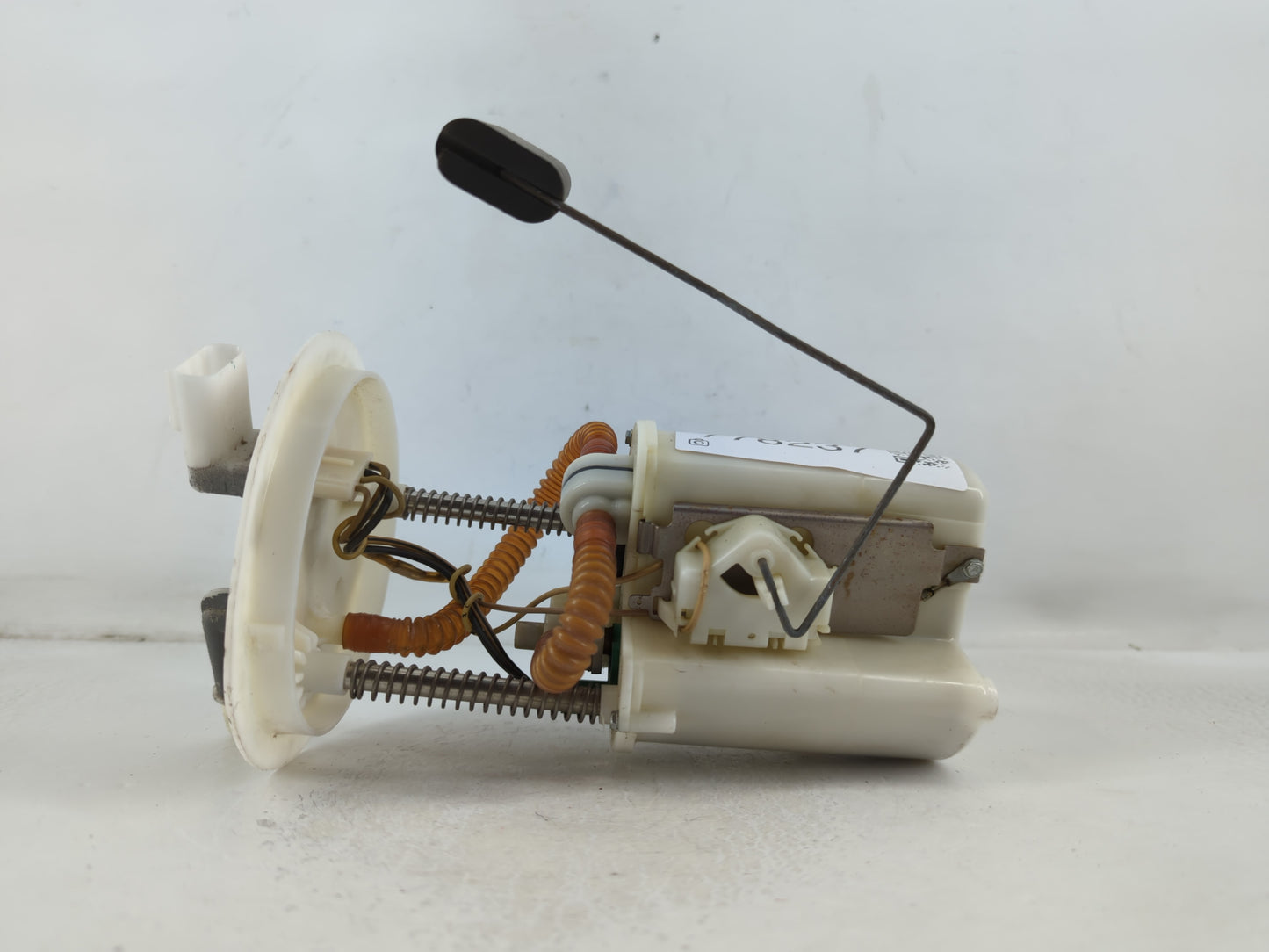 2004-2007 Ford Taurus Electrical Gas Fuel Pump Assembly - Oemusedautoparts1.com
