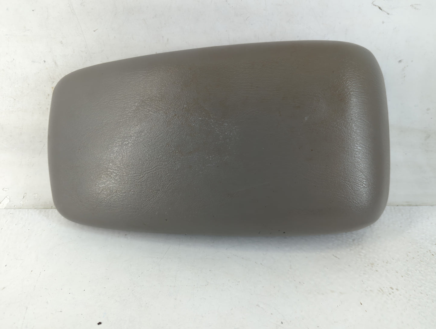 2006 Ford Taurus Center Console Armrest Cover Lid Fits OEM Used Auto Parts - Oemusedautoparts1.com