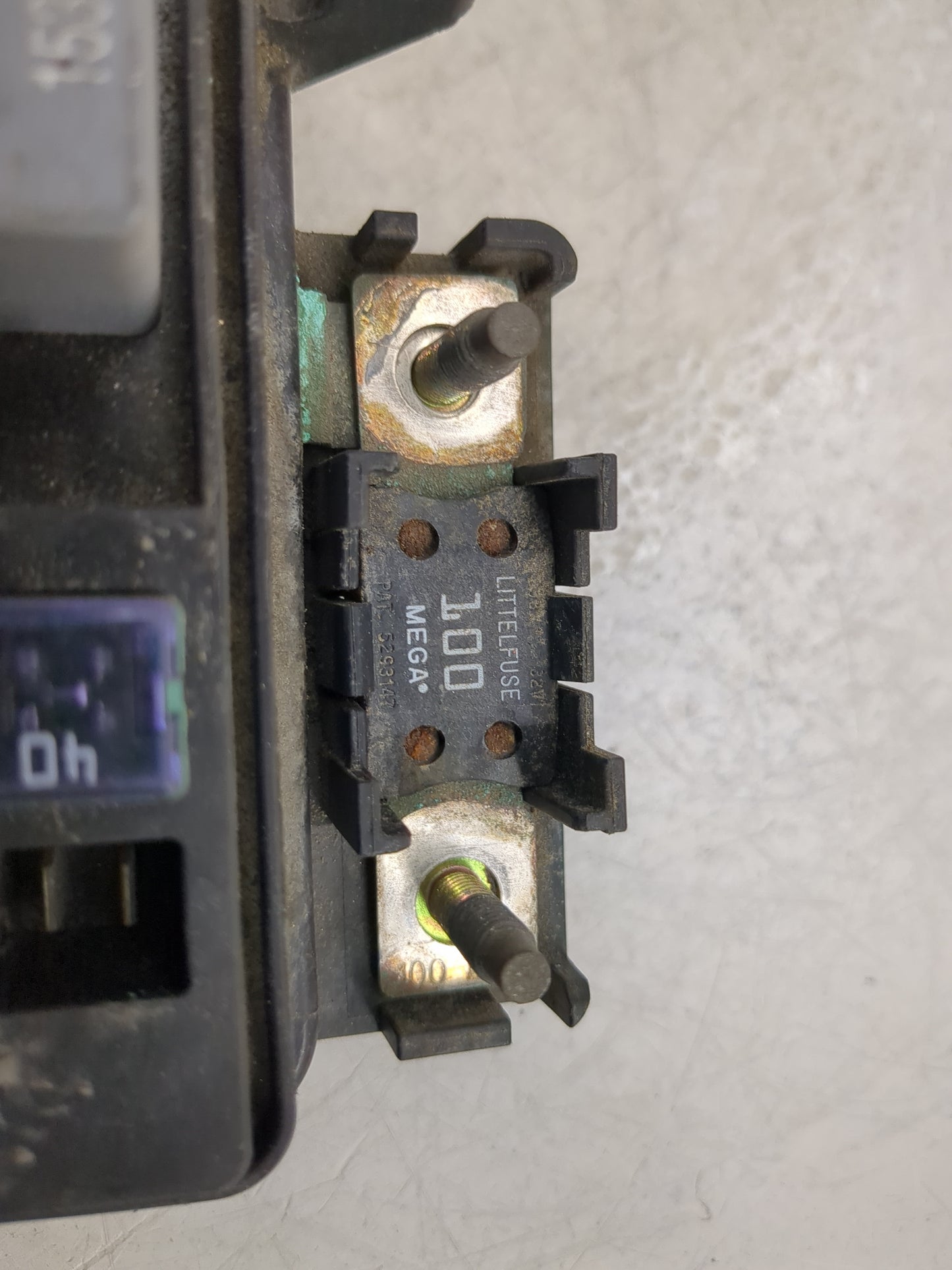 2004-2006 Gmc Canyon Fusebox Fuse Box Panel Relay Module Fits Fits 2004 2005 2006 OEM Used Auto Parts - Oemusedautoparts1.co