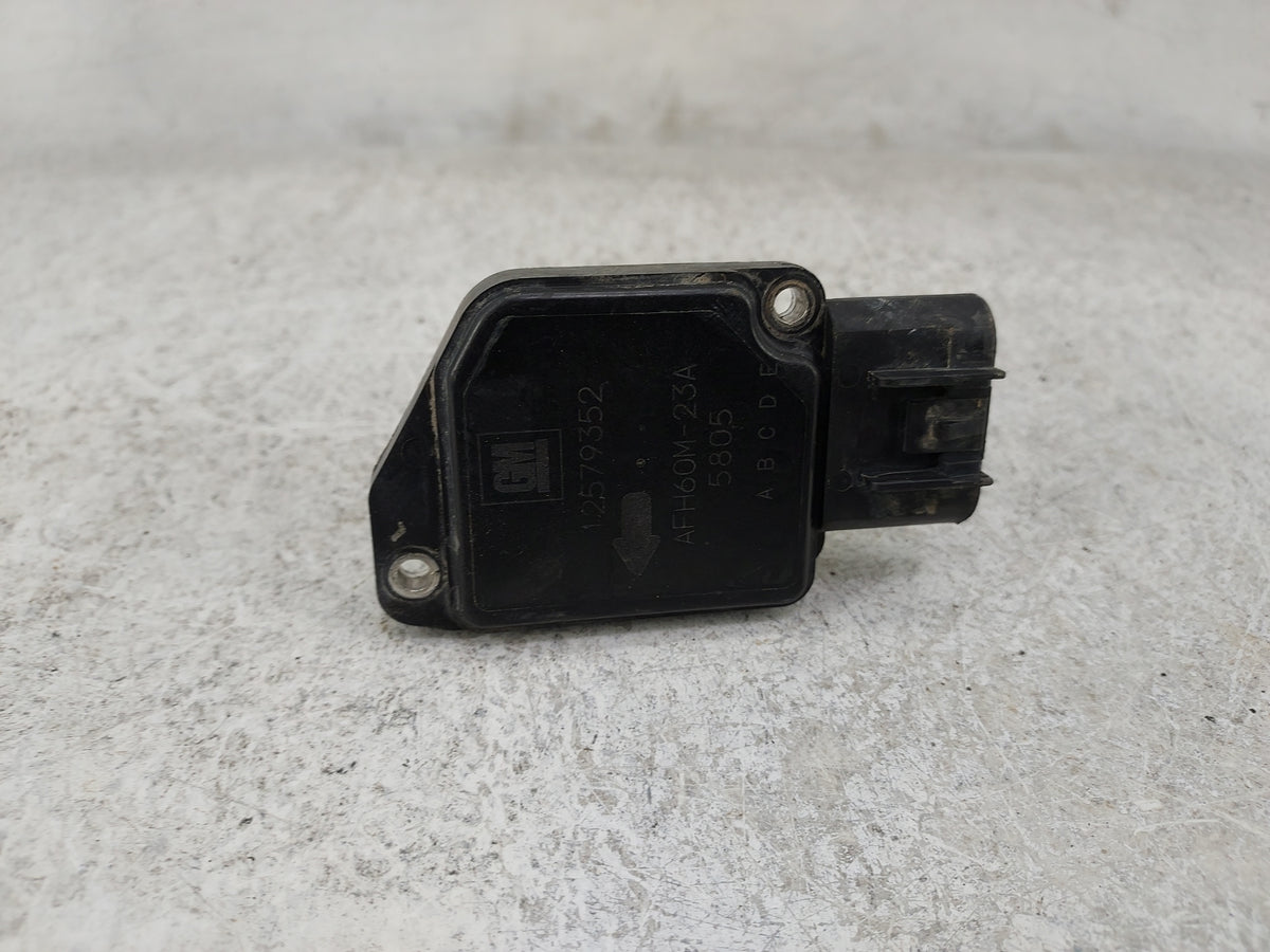 2004-2006 Gmc Canyon Mass Air Flow Meter Maf Sensor 1487677 - Oemusedautoparts1.com