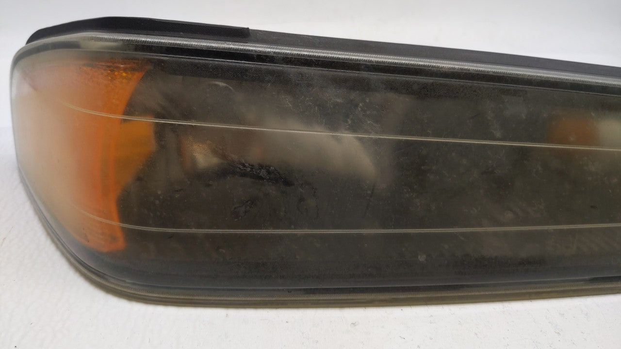 2006 Gmc Canyon Passenger Right Oem Head Light Headlight Lamp - Oemusedautoparts1.com