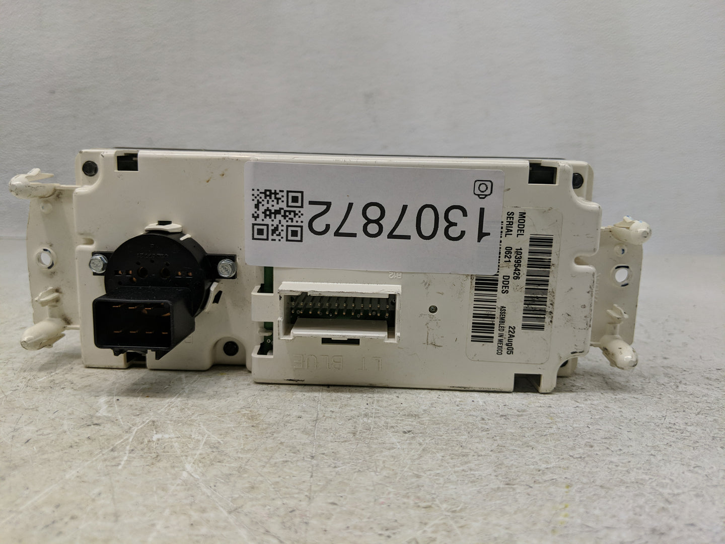 2003-2009 Gmc Envoy Climate Control Module Temperature AC/Heater Replacement P/N:10395426 Fits OEM Used Auto Parts - Oemused