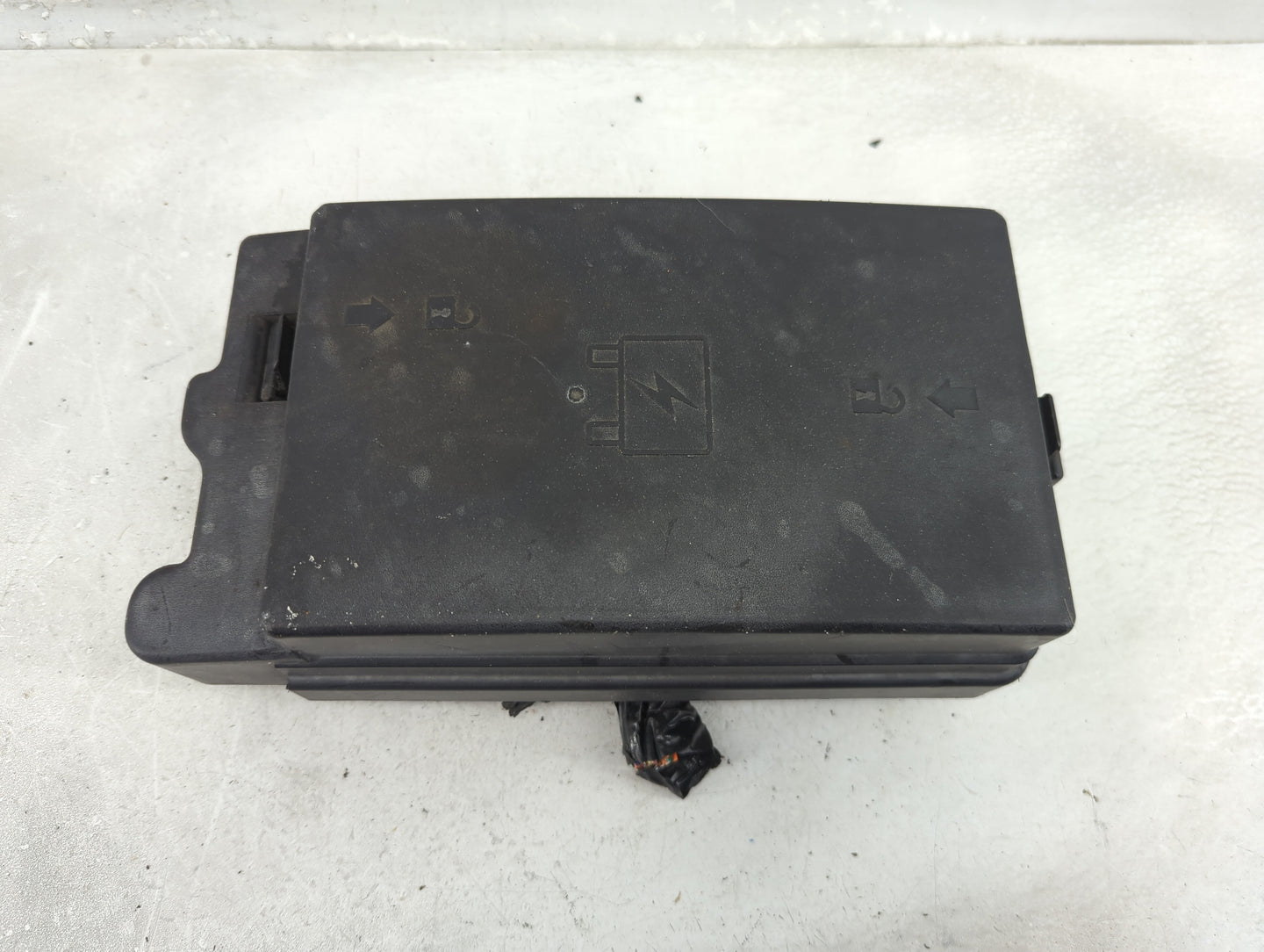 2006 Gmc Envoy Fusebox Fuse Box Panel Relay Module P/N:15428122 Fits OEM Used Auto Parts - Oemusedautoparts1.com