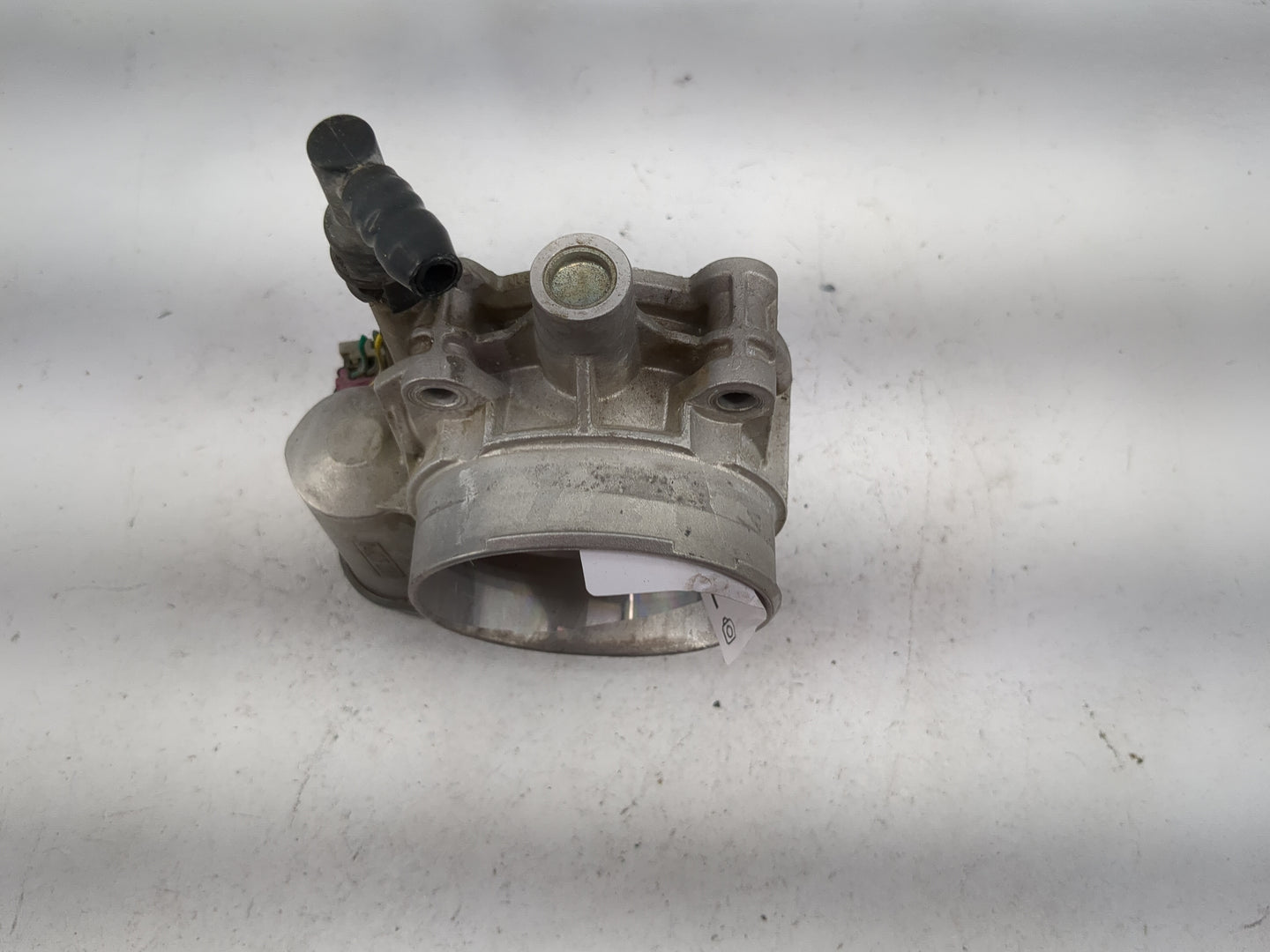 2003-2007 Gmc Envoy Throttle Body P/N:04607F0089 Fits Fits 2003 2004 2005 2006 2007 OEM Used Auto Parts - Oemusedautoparts1.