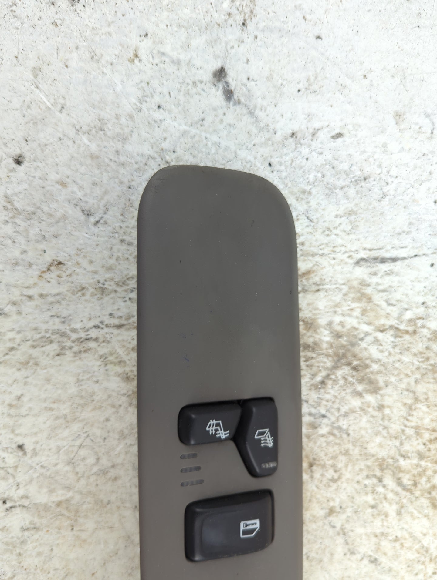 2006 Gmc Envoy Master Power Window Switch Replacement Driver Side Left P/N:25811583 Fits OEM Used Auto Parts - Oemusedautopa