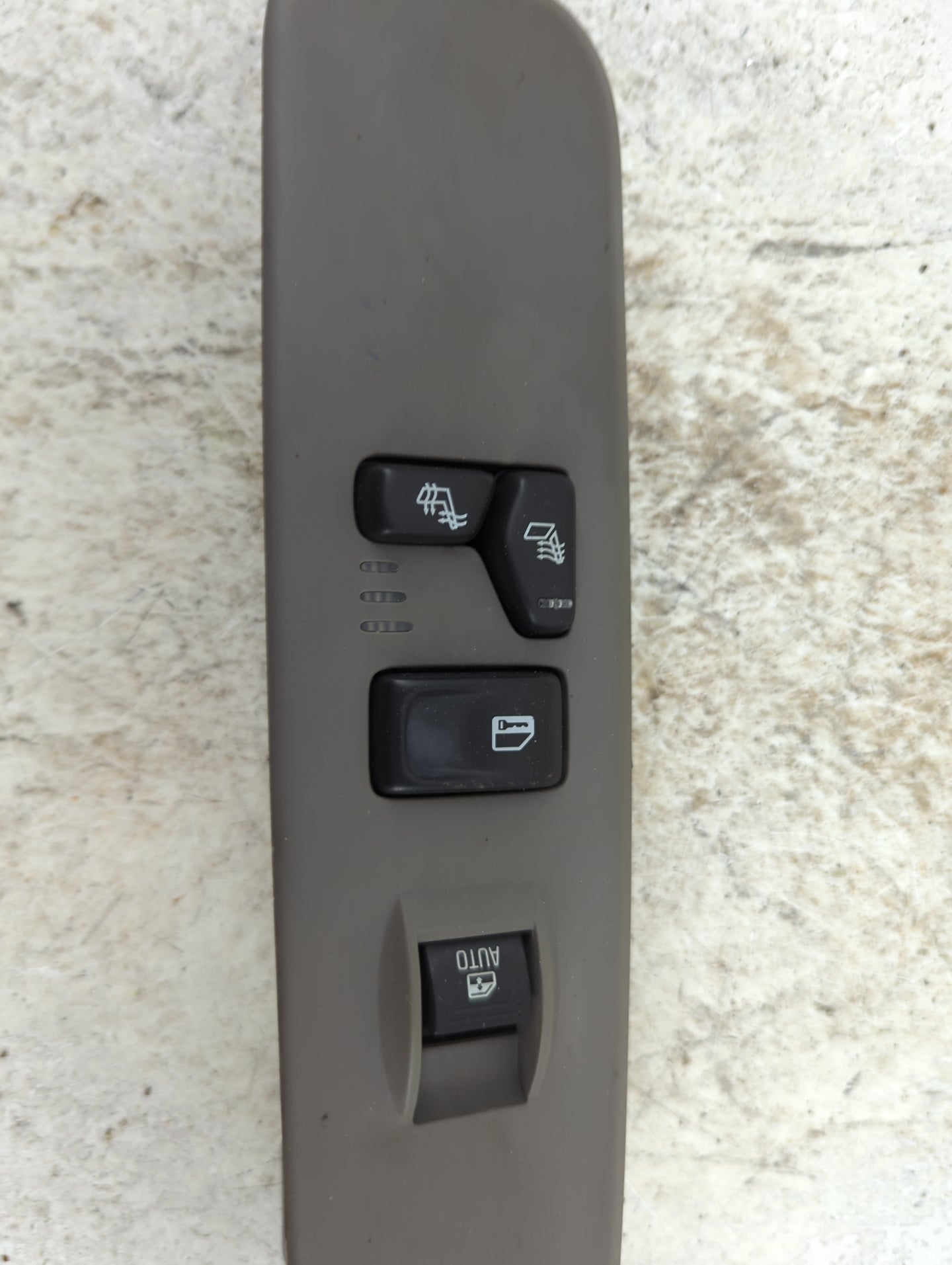 2006 Gmc Envoy Master Power Window Switch Replacement Driver Side Left P/N:25811583 Fits OEM Used Auto Parts - Oemusedautopa