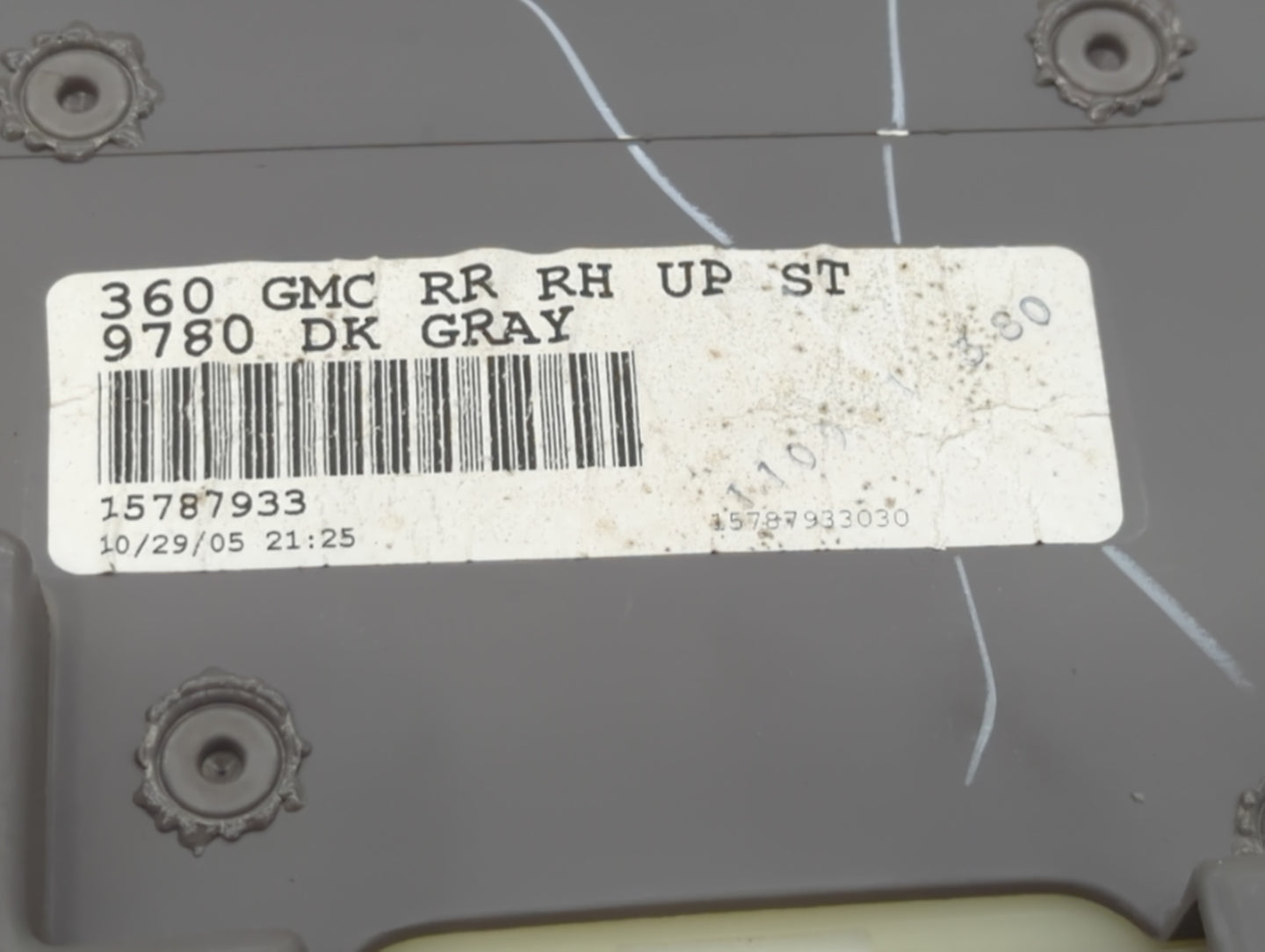 2006 Gmc Envoy Front Right Passenger Interior Door Panel Trim - Oemusedautoparts1.com