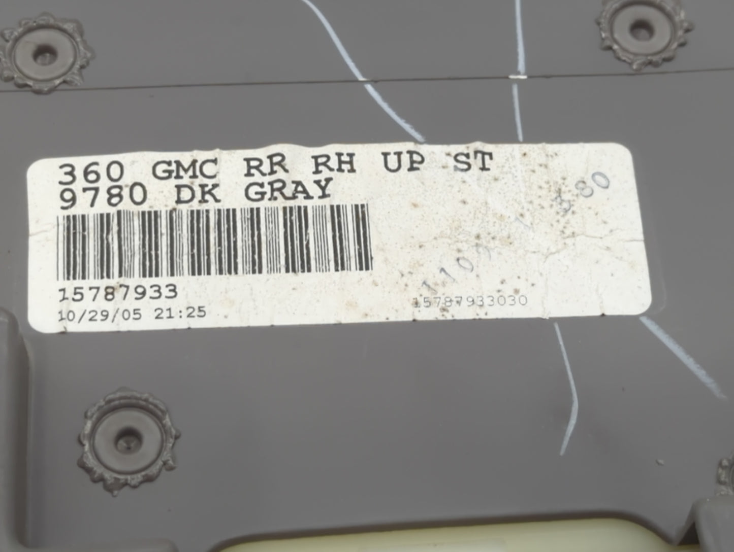 2006 Gmc Envoy Front Right Passenger Interior Door Panel Trim - Oemusedautoparts1.com
