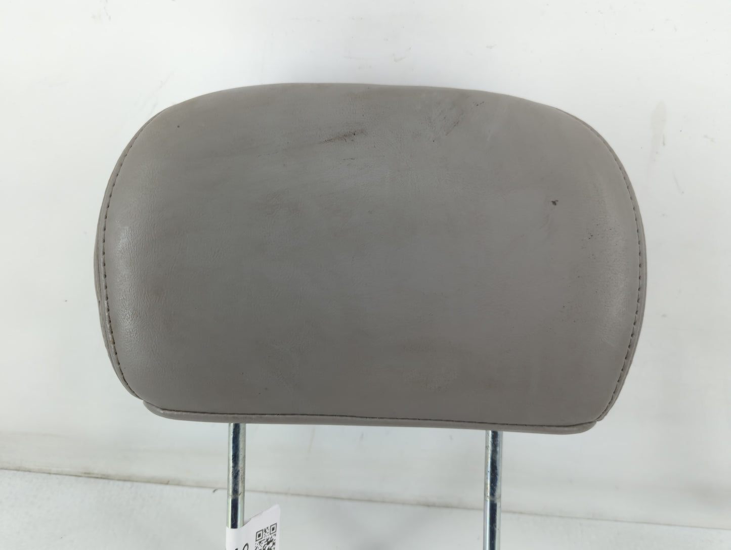2005-2009 Gmc Envoy Headrest Head Rest Front Driver Passenger Seat Fits Fits 2005 2006 2007 2008 2009 OEM Used Auto Parts - 