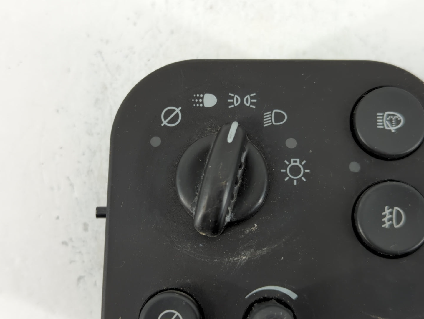 2006 Gmc Envoy Headlight Head Light Switch Lamp Control - Oemusedautoparts1.com