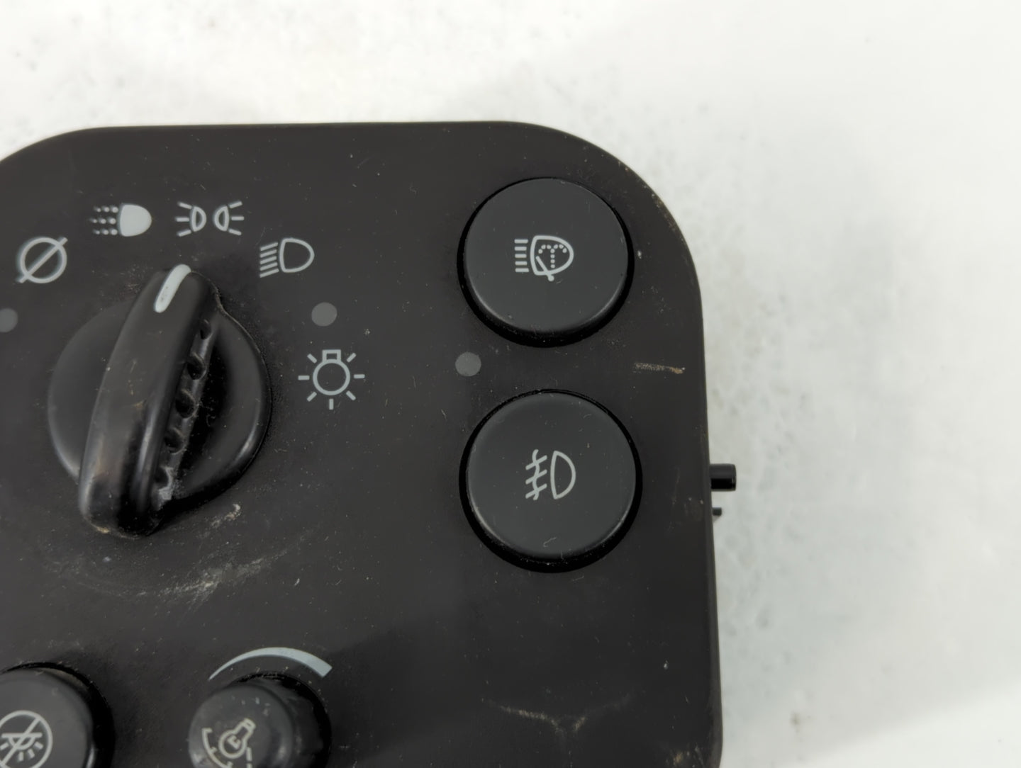 2006 Gmc Envoy Headlight Head Light Switch Lamp Control - Oemusedautoparts1.com