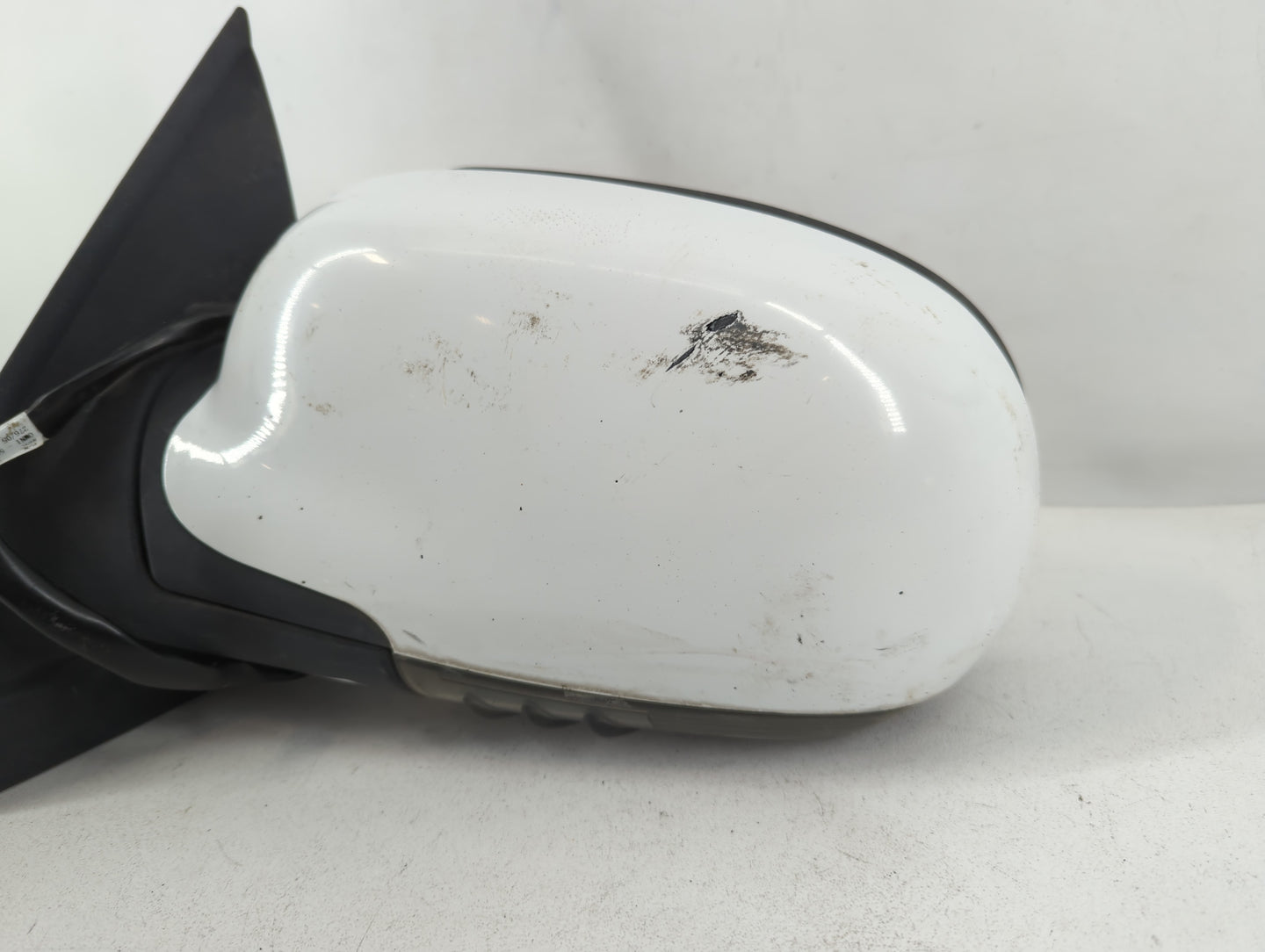 2005-2006 Gmc Envoy Driver Side View Mirror - Left Door Mirror OEM Used - Oemusedautoparts1.com