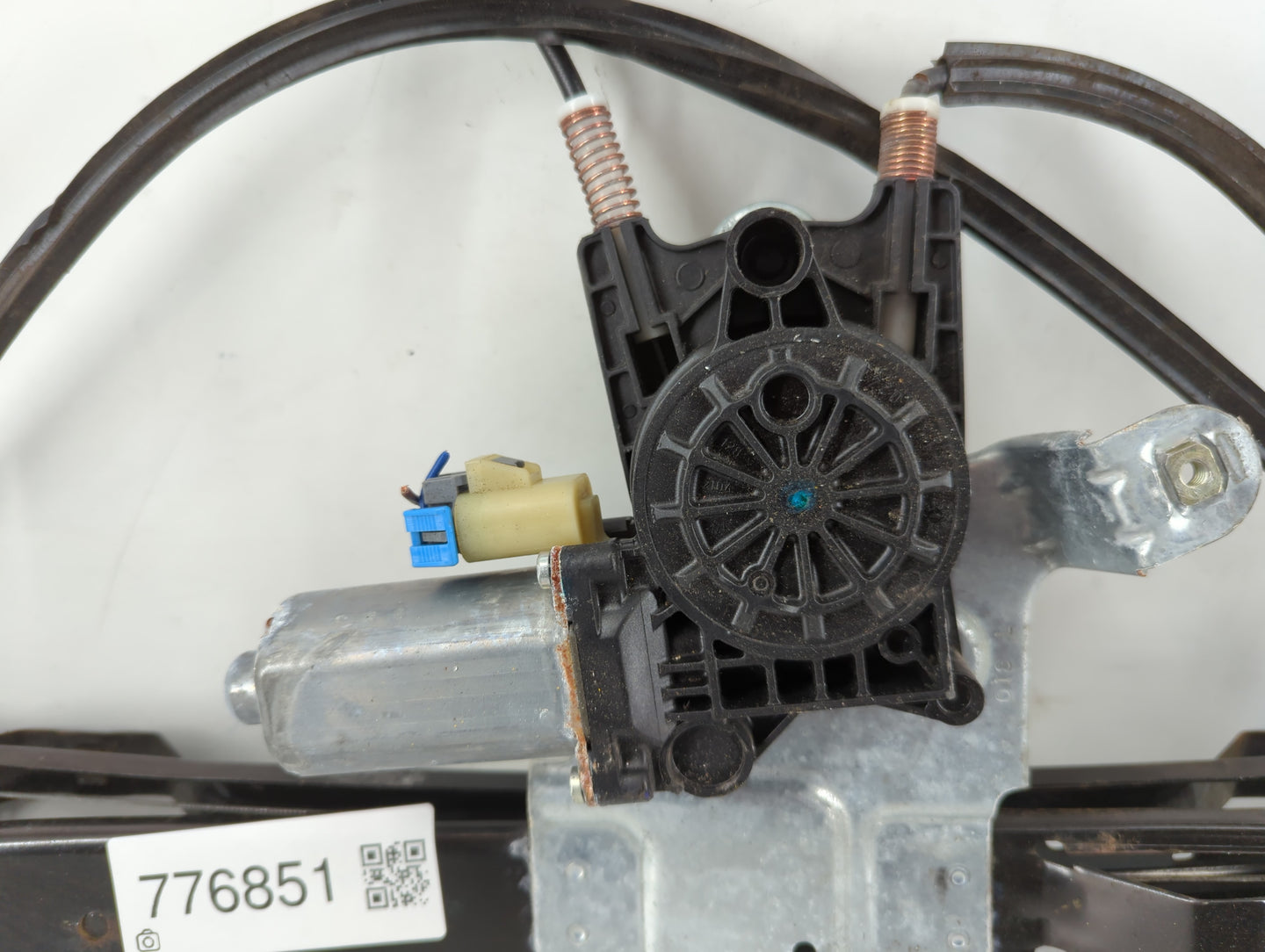 2002-2007 Gmc Envoy Driver Front Left Power Window Motor - Oemusedautoparts1.com
