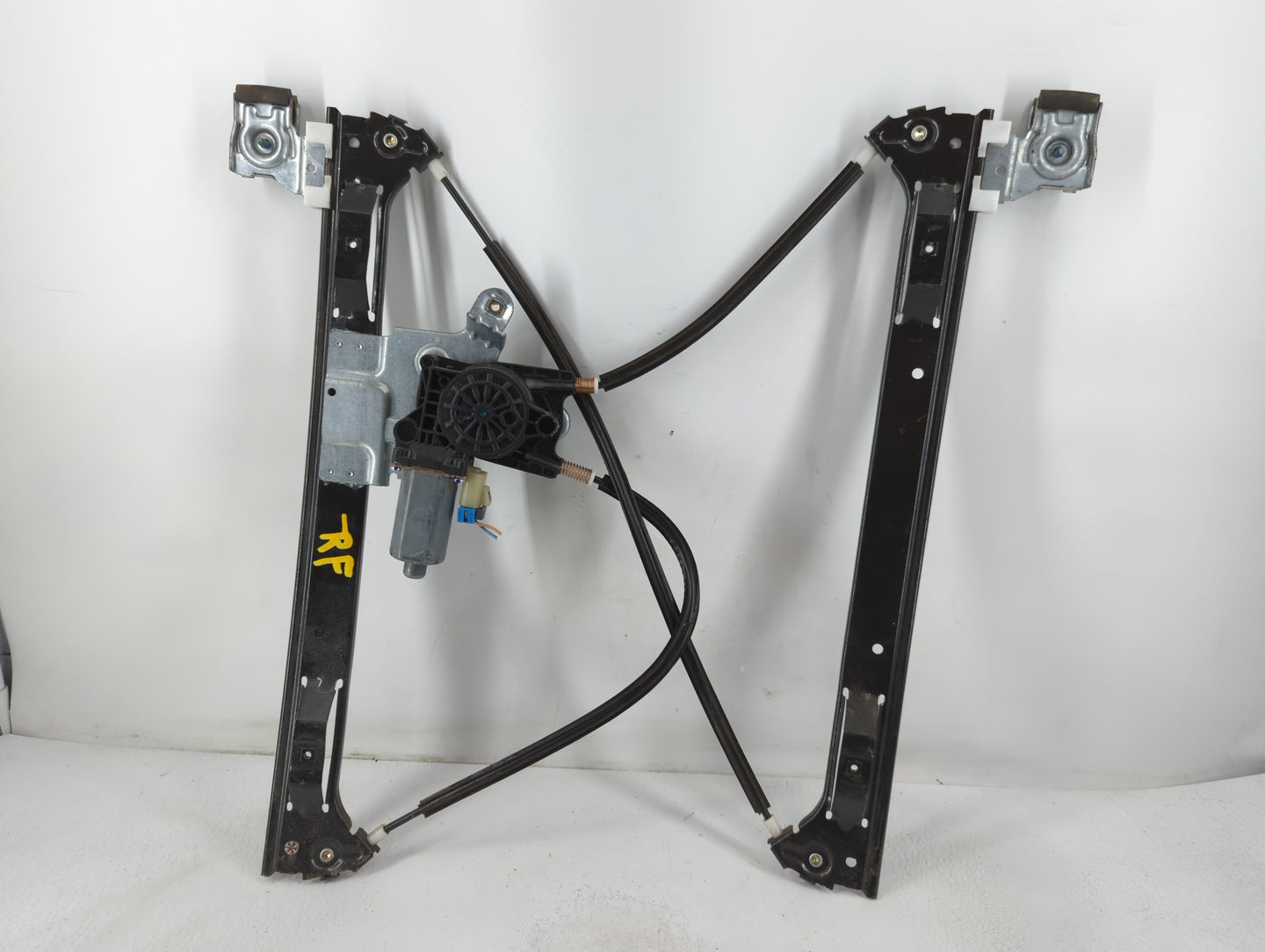 2002-2007 Gmc Envoy Passenger Front Right Power Window Motor - Oemusedautoparts1.com