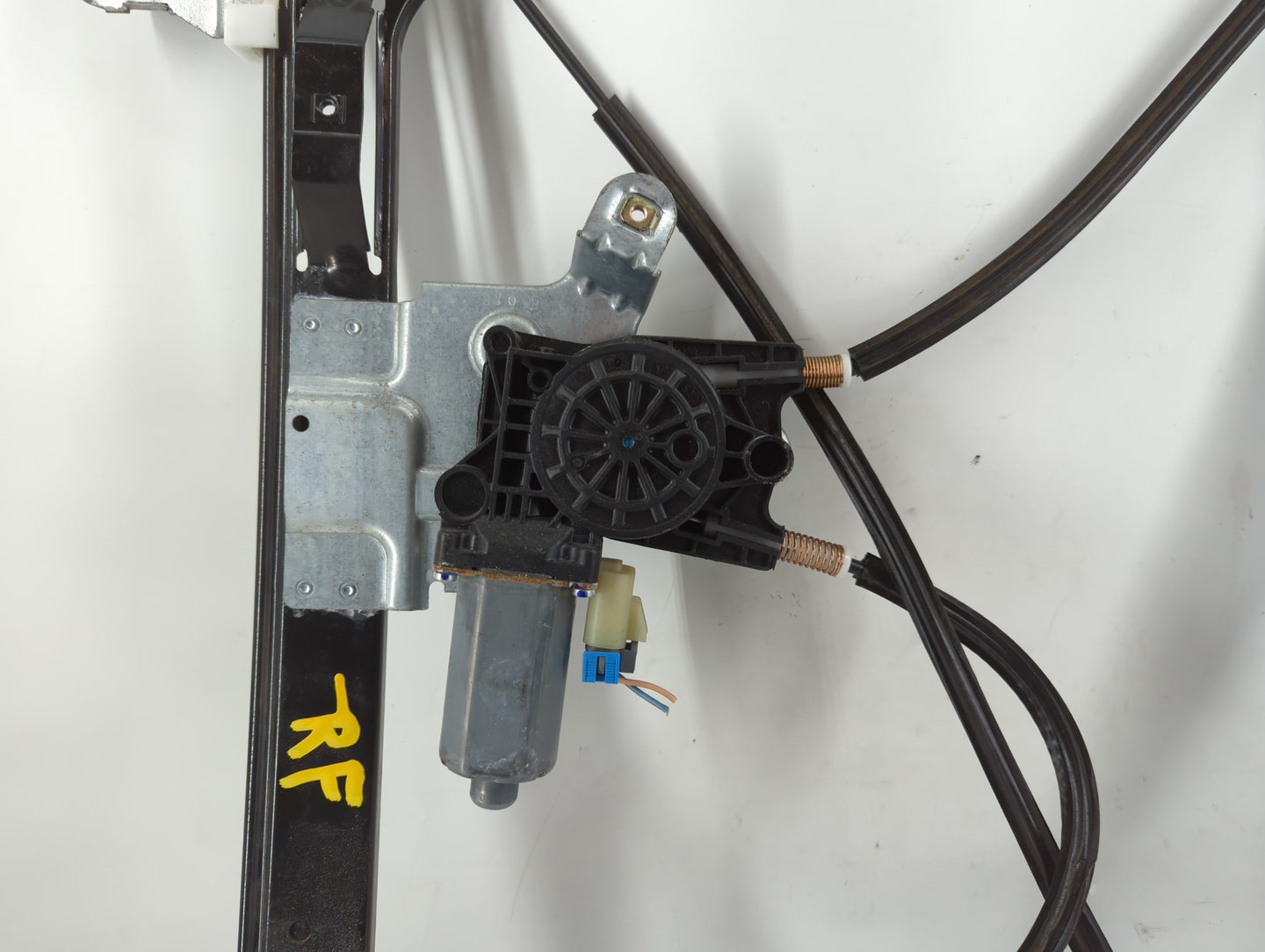 2002-2007 Gmc Envoy Passenger Front Right Power Window Motor - Oemusedautoparts1.com