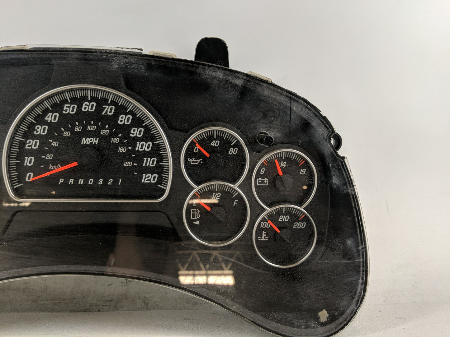 2006 Gmc Envoy Xl Instrument Cluster Speedometer Gauges P/N:15140617 Fits OEM Used Auto Parts - Oemusedautoparts1.com