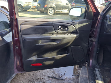 2006 Gmc Envoy Xl Front Left Driver Interior Door Panel Trim - Oemusedautoparts1.com