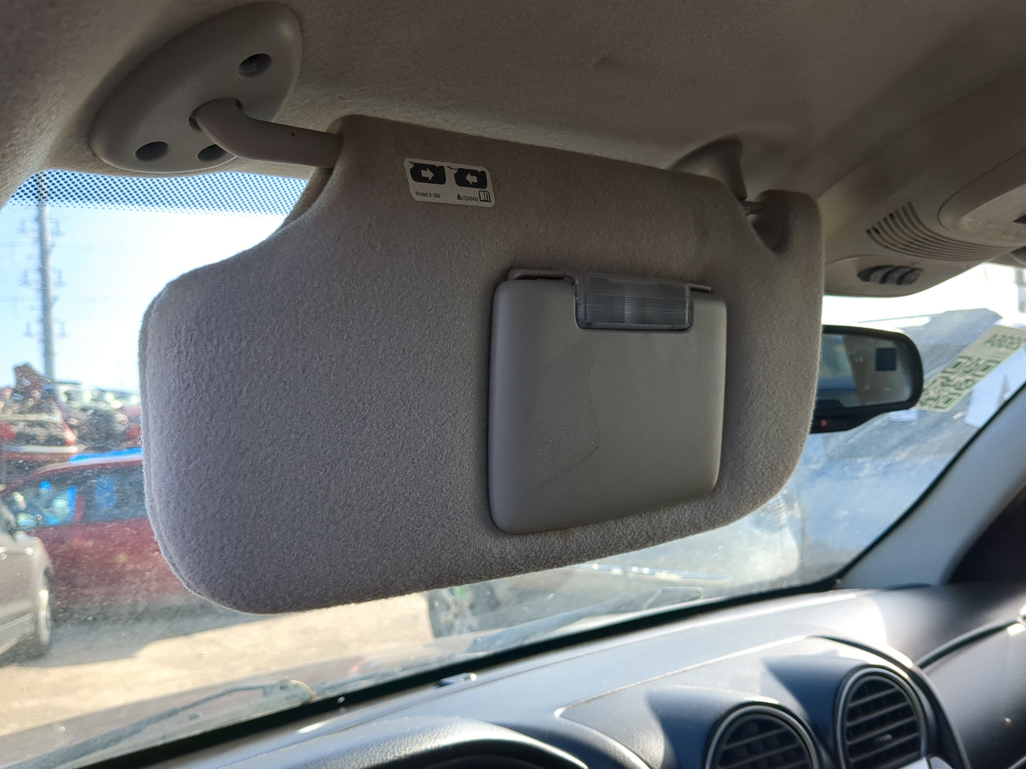 2005-2006 Gmc Envoy Xl Sun Visor Shade Replacement Driver Left Mirror Fits Fits 2005 2006 2007 OEM Used Auto Parts - Oemused