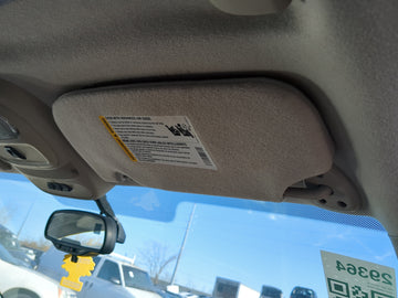 2005-2006 Gmc Envoy Xl Sun Visor Shade Replacement Passenger Right Mirror Fits Fits 2005 2006 2007 OEM Used Auto Parts - Oem
