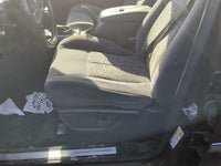 2005-2006 Gmc Envoy Xl Driver Front Seat Oem - Oemusedautoparts1.com