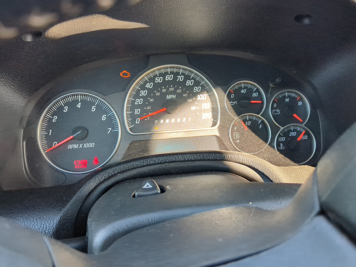 2006 Gmc Envoy Xl Instrument Cluster Speedometer Gauges Miles:222K Fits Fits 2007 2008 2009 OEM Used Auto Parts - Oemusedaut