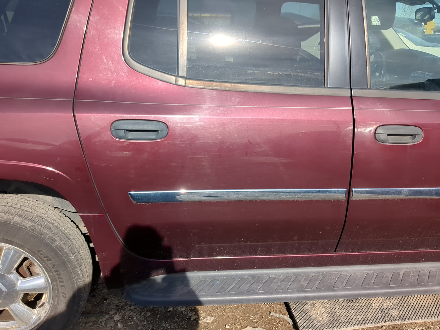 2005-2006 Gmc Envoy Xl Passenger Rear Door Oem - Oemusedautoparts1.com