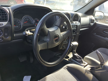 2005-2006 Gmc Envoy Xl Air Bag Driver Left Steering Wheel Mounted - Oemusedautoparts1.com