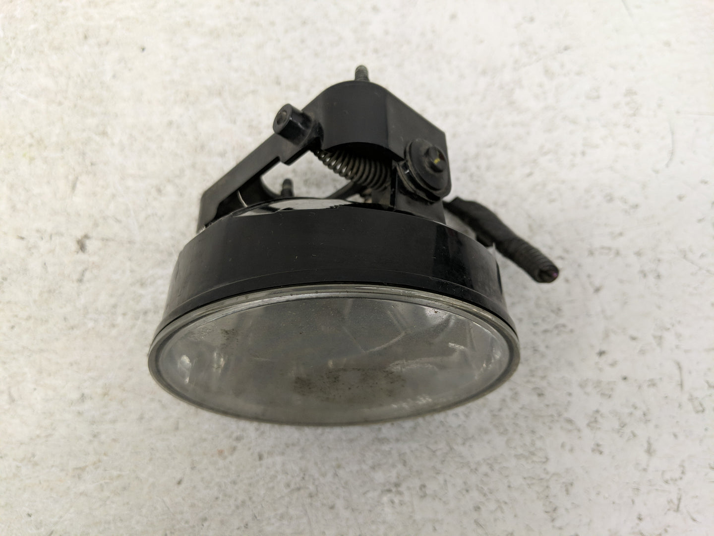 2002-2006 Gmc Envoy Xl Passenger Right Oem Fog Light Lamp - Oemusedautoparts1.com