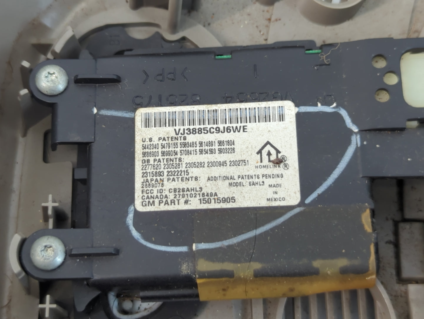 2006 Gmc Envoy Xl Overhead Roof Console - Oemusedautoparts1.com