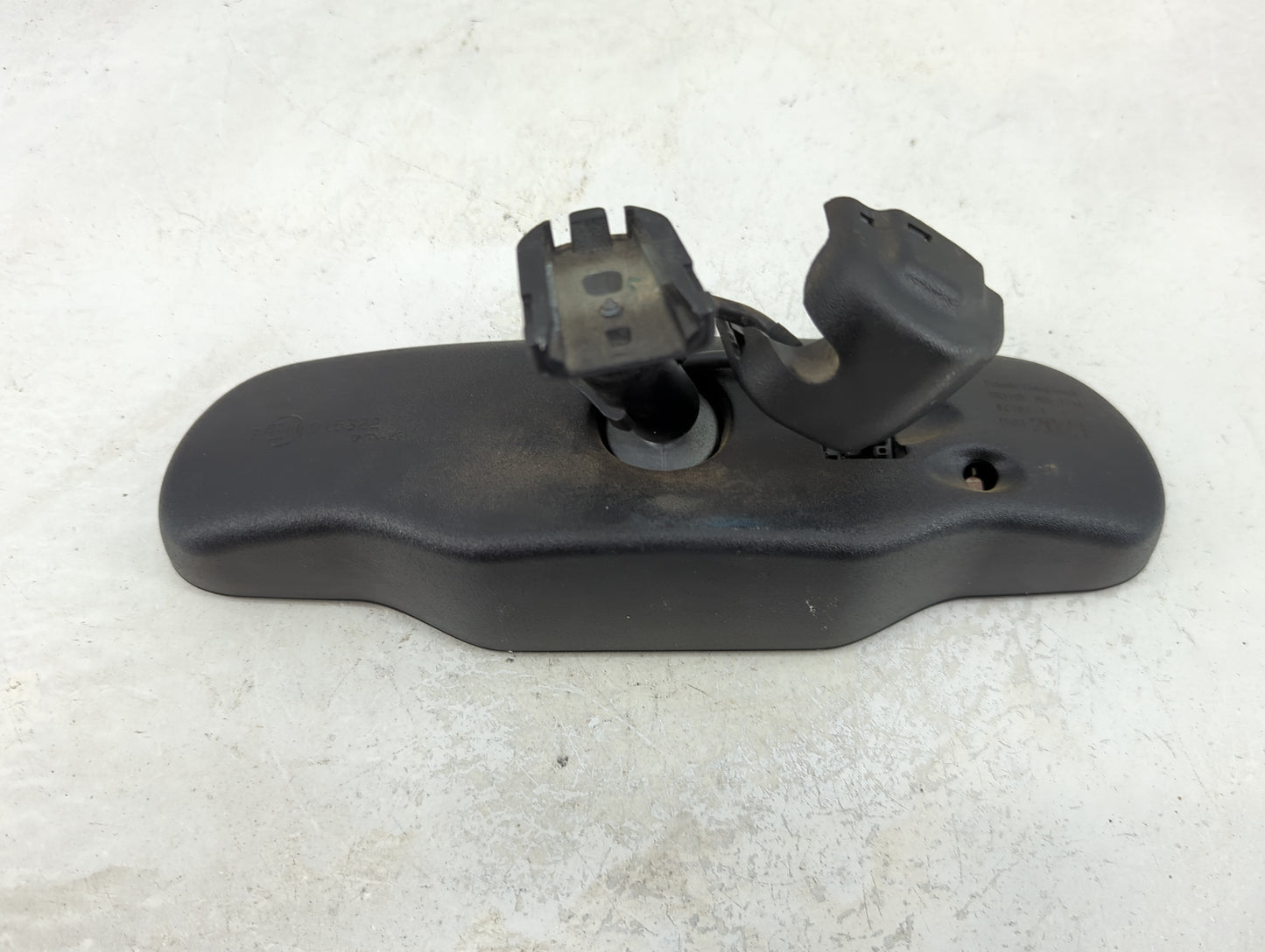 2006 Gmc Envoy Xl Interior Rear View Mirror Replacement OEM Fits OEM Used Auto Parts - Oemusedautoparts1.com