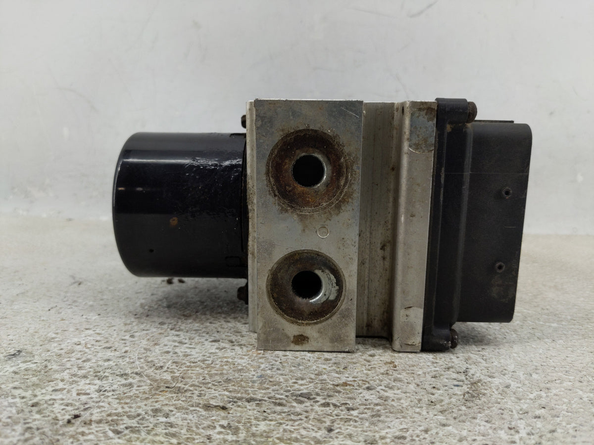 2006 Gmc Envoy Xl Anti-Lock Brake ABS Pump Module Actuator OEM P/N:15813054 15279310-L Fits OEM Used Auto Parts - Oemusedaut