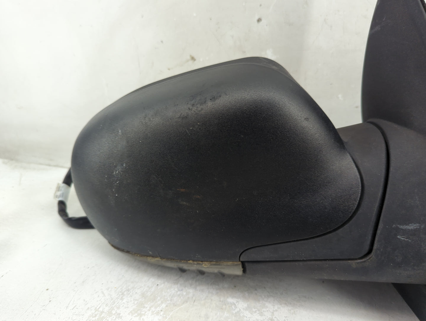 2002-2006 Gmc Envoy Xl Passenger Side View Mirror - Right Door Mirror OEM Used - Oemusedautoparts1.com