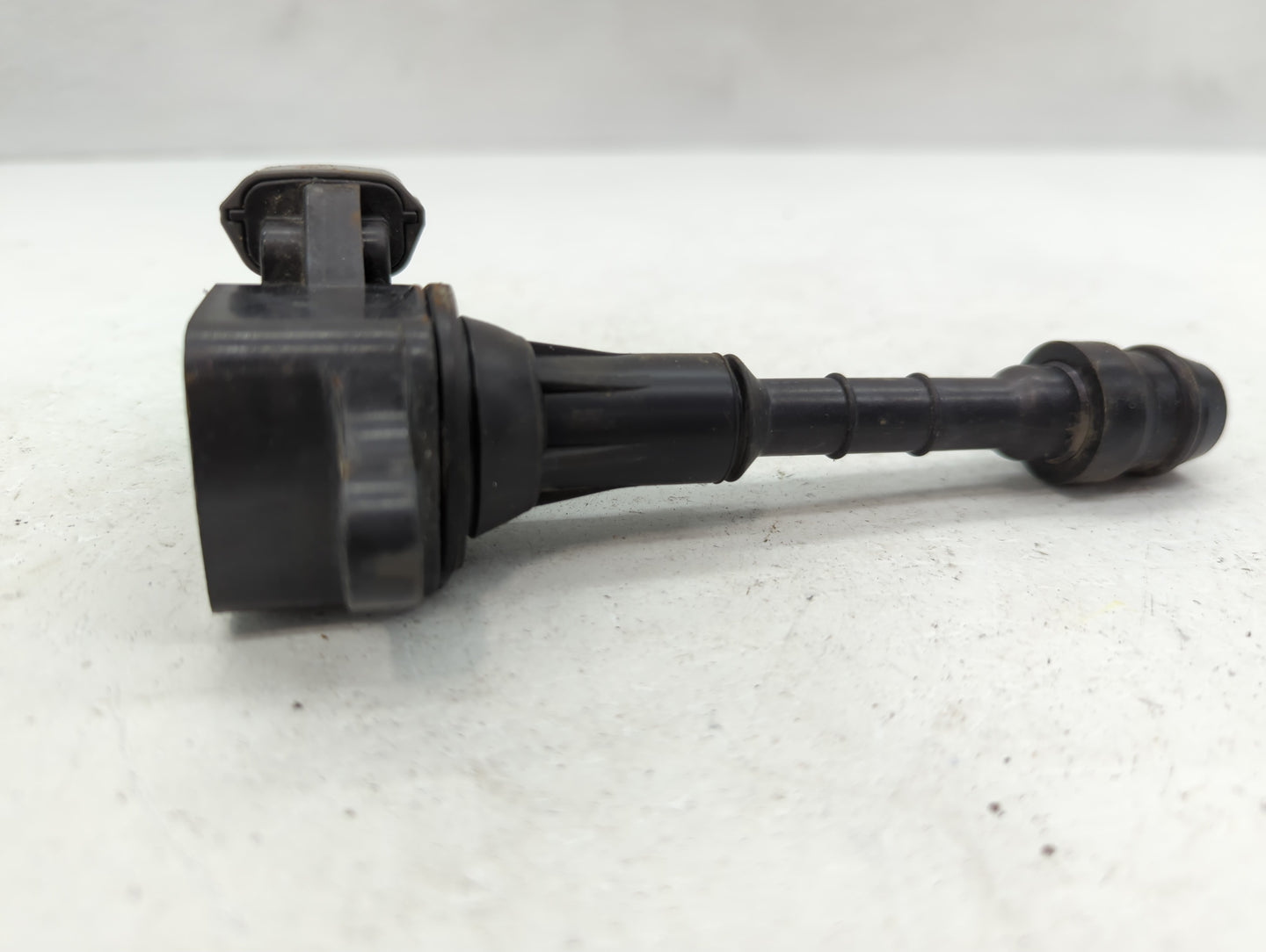 Gmc G35 Ignition Coil Igniter Pack - Oemusedautoparts1.com