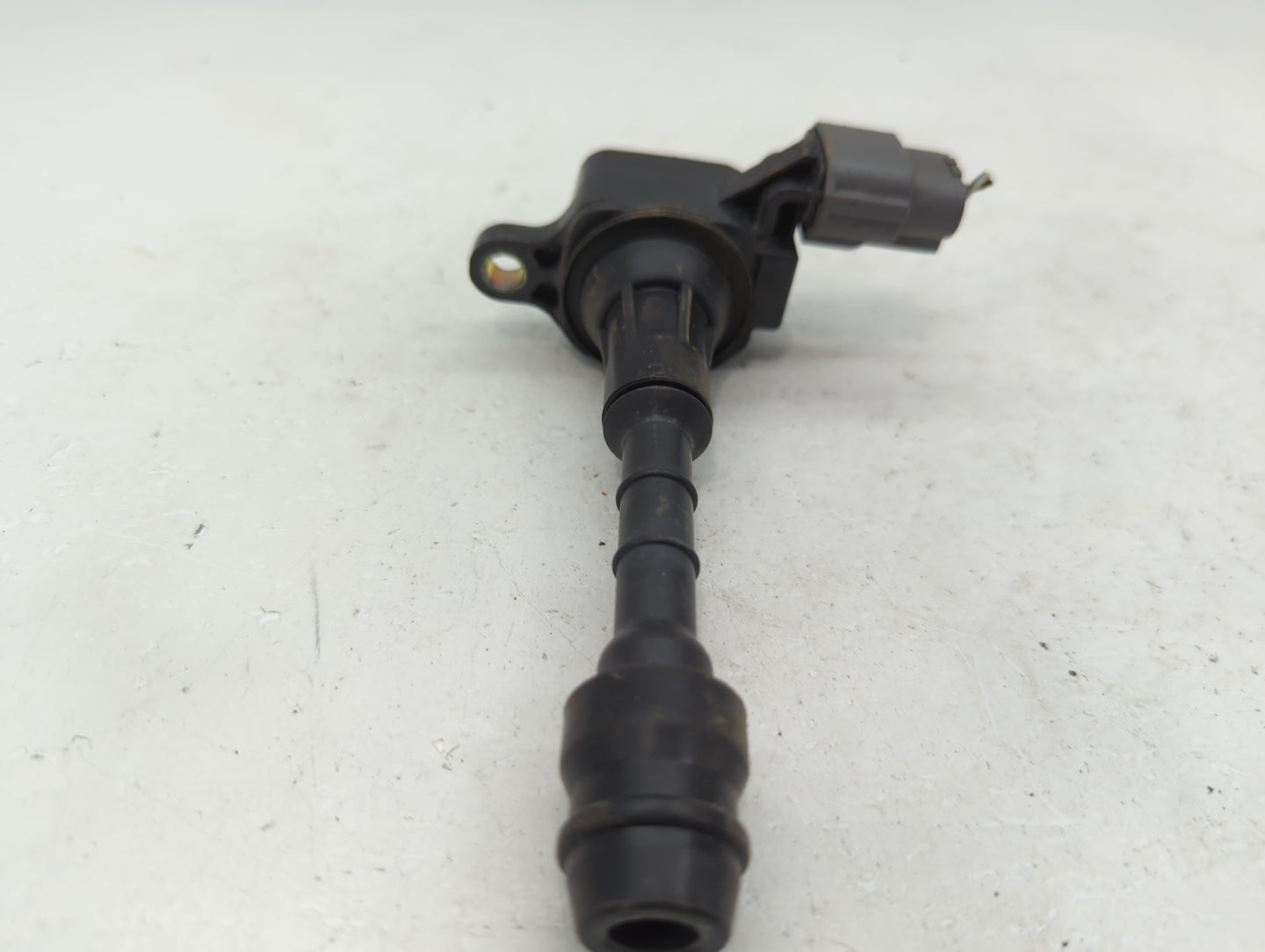 Gmc G35 Ignition Coil Igniter Pack - Oemusedautoparts1.com